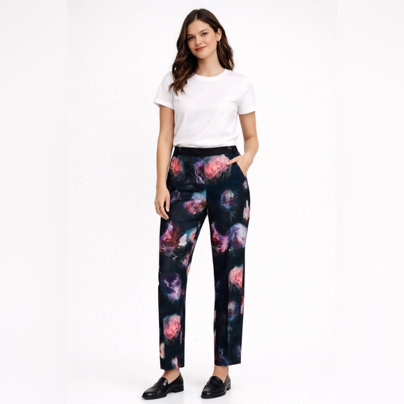 Paul Smith Pants - Paul Smith Floral Print Slacks EU 40 | US 6–8 Black Statement Pants